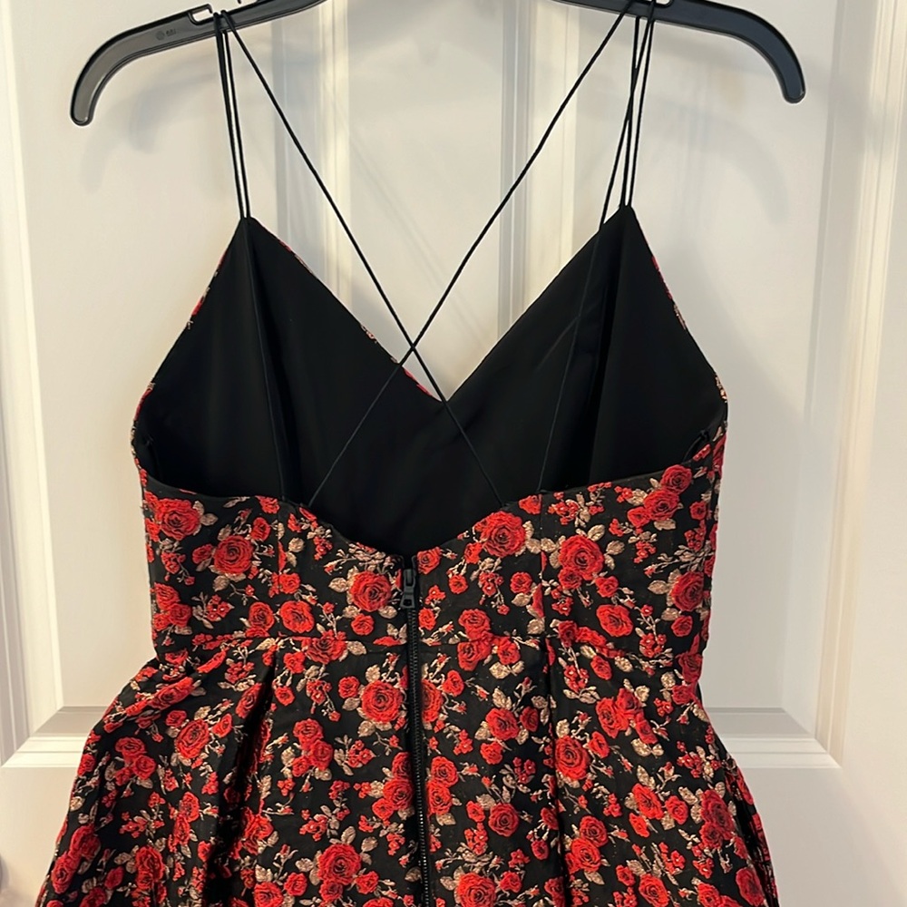Alice + Olivia Floral Brocade Gown - Picture 3 of 16